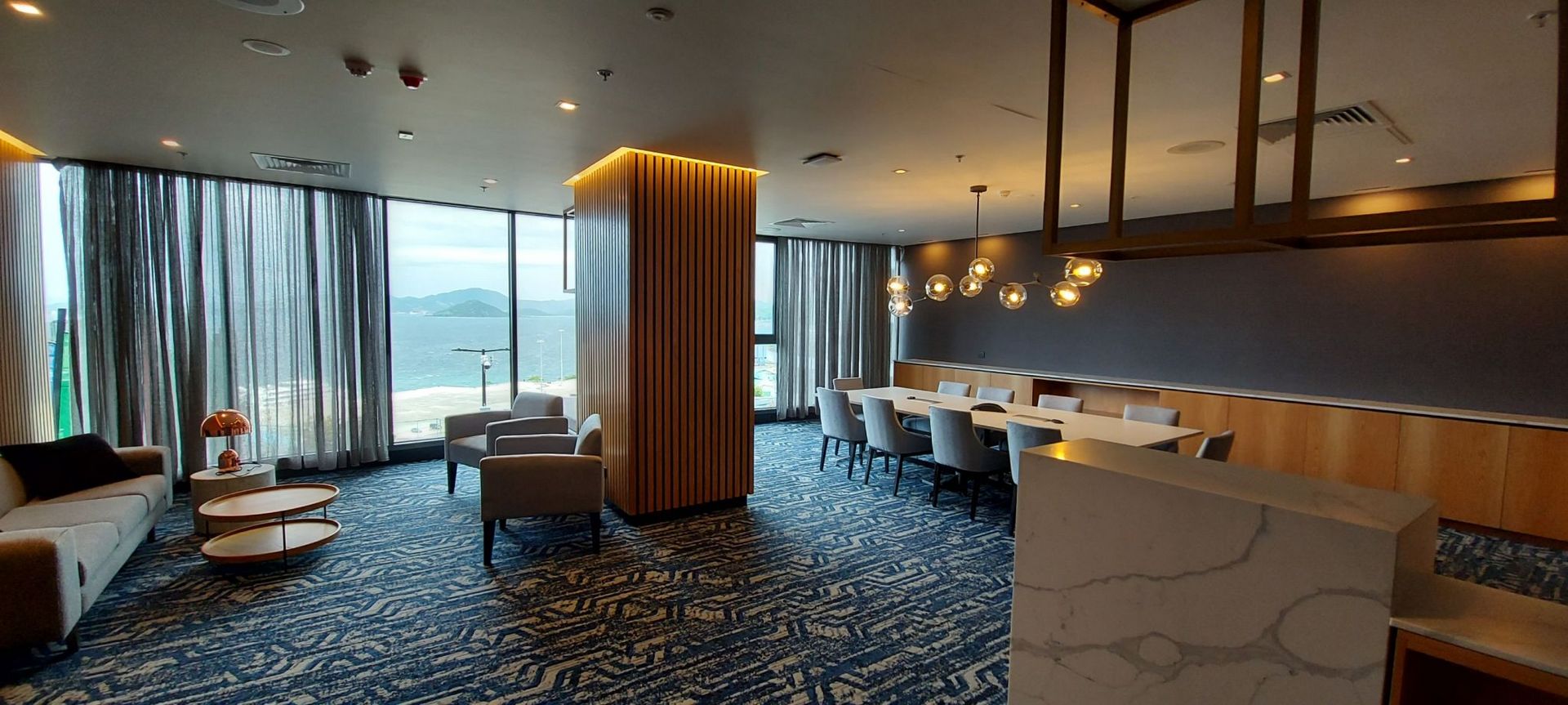 Buisness Lounge